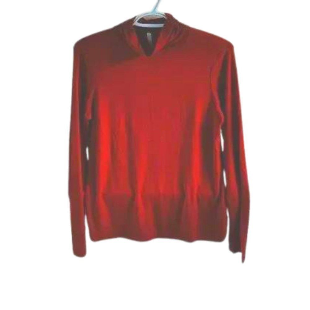Lea & Nicole RED turtle neck long sleeve shirt sized Medium perfect condition